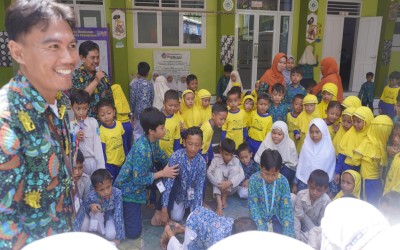 Keseruan Kunjungan Siswa-Siswi TK Aba Sengon Di SD Muhammadiyah Prambanan