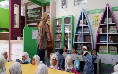 Kunjungan Penuh Keberagaman dan Kegembiraan: SD Muhammadiyah Prambanan Menyambut Siswa-siswi TK Aba Karang Kalasan